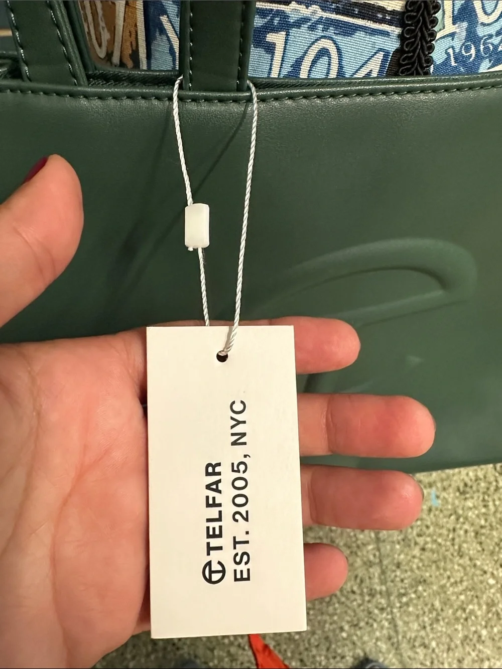 Teflar Classic Green Leather Crossbody Bag -